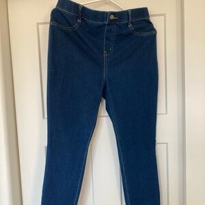 Jegging, stretchy jean legging